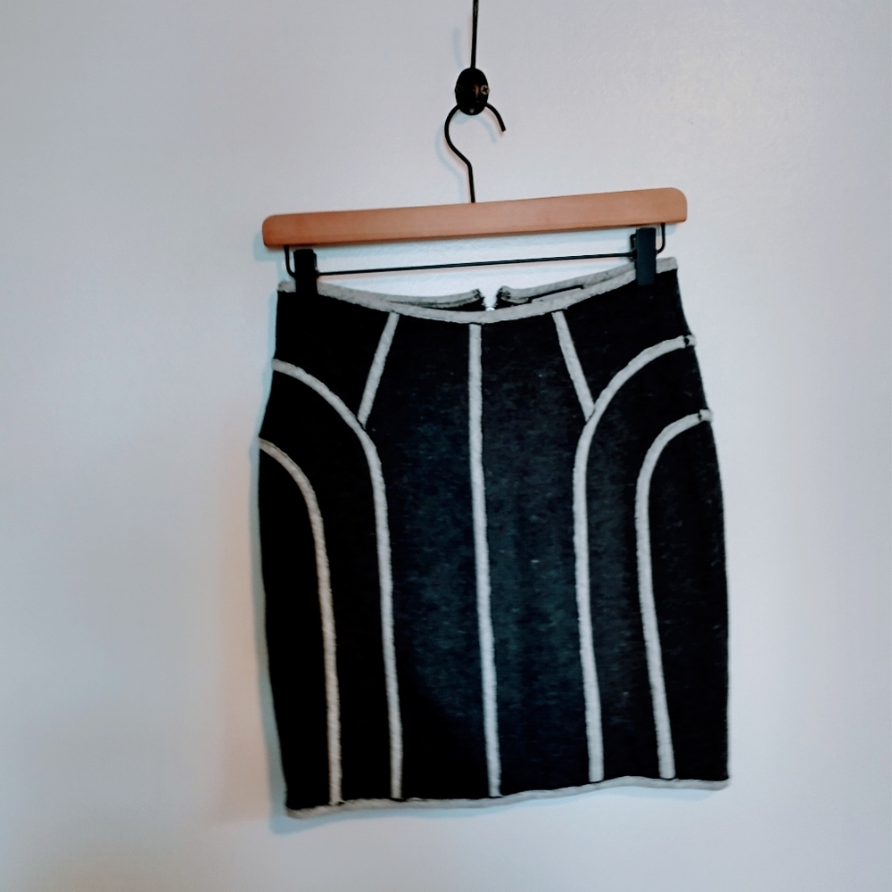 Brooklyn Industry grey mini skirt with contour piping. Size small. Mild wear